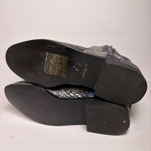 Anthropologie Vanessa Wu 38 US 8 Snake Reptile Print Leather Ankle Boots Booties - Picture 8 of 10